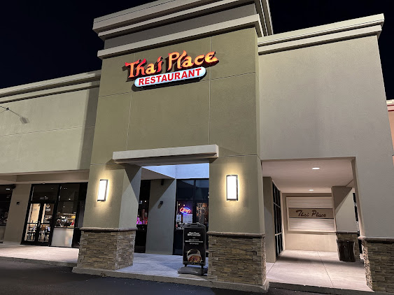 Photo Thai Place Restaurant And Full Bar - 7
