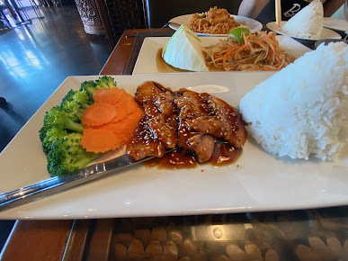 Photo Thai Time Thai And Sushi Restaurant - 17