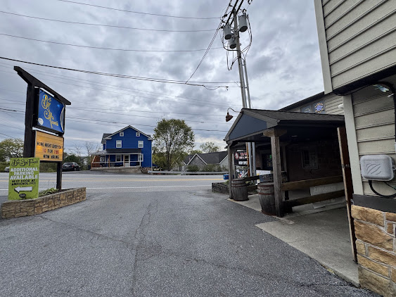 Photo The Blue Sky Tavernred Mill Ribs Whiskey - 19