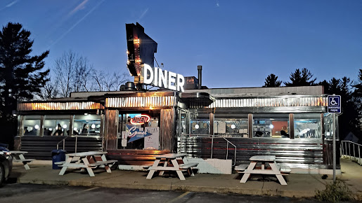 Photo The Comet Classic Diner Creamery - 17