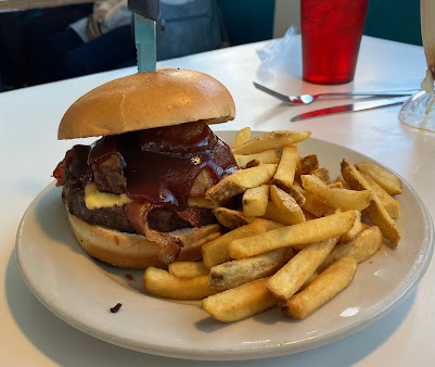 Photo The Comet Classic Diner Creamery - 28