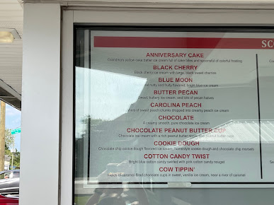 Menu The Highland Queen Drive In - 0