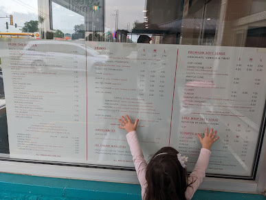 Menu The Highland Queen Drive In - 4