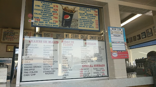 Menu The Highland Queen Drive In - 6