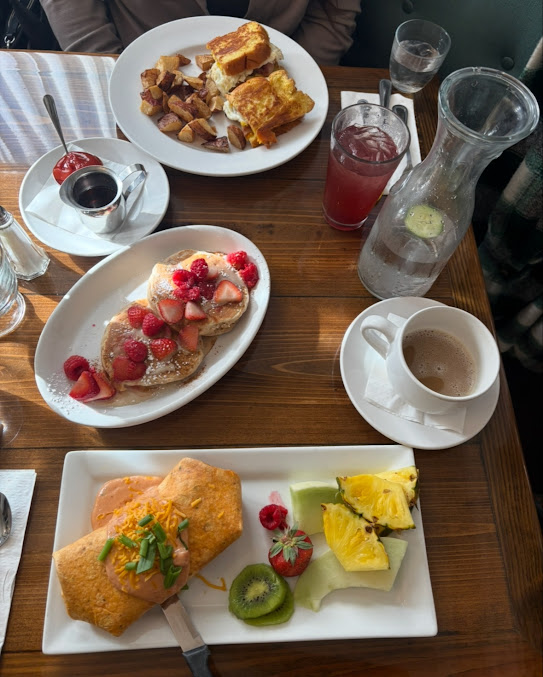 Photo The Mad Hatter Restaurant & Bakery - 18