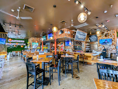 Photo The Moonshiners Southern Table + Bar - 16