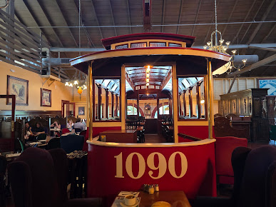 Photo The Old Spaghetti Factory Riverside - 14
