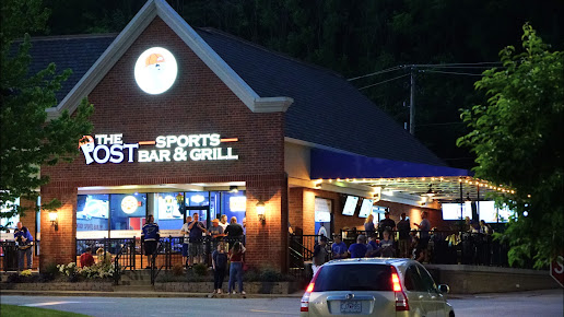 Photo The Post Sports Bar Grill Fenton - 16