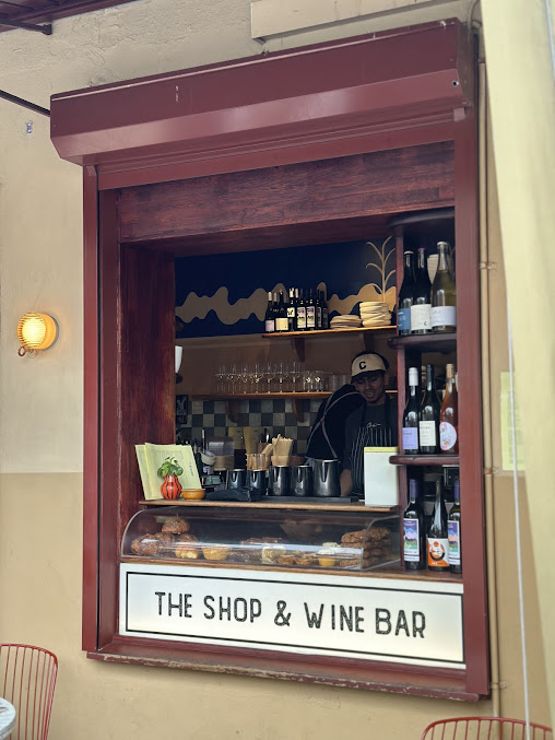 Photo The Shop & Wine Bar - 12