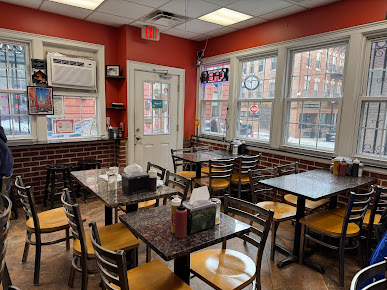 Photo Theo's Cozy Corner Restaurant - 14