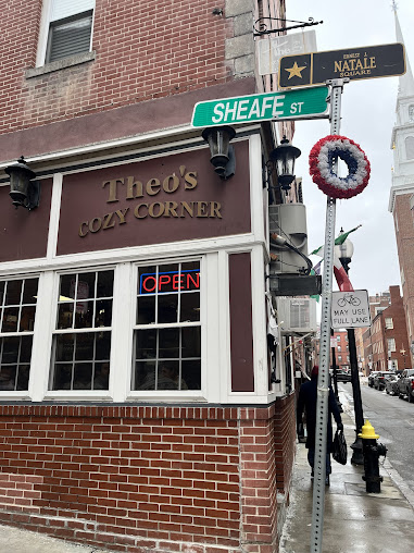 Photo Theo's Cozy Corner Restaurant - 15