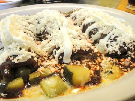 Photo Three Amigos Mexican Grill Cantina - 11
