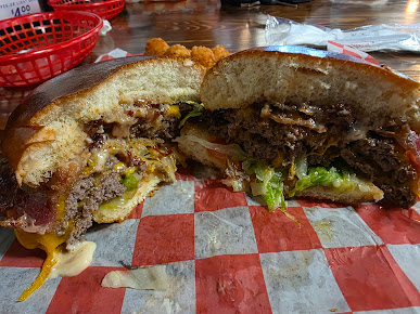 Photo Three65 Bar & Grill - 26