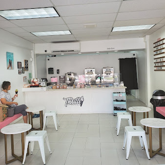 Photo Thrills Soft Serve - 15