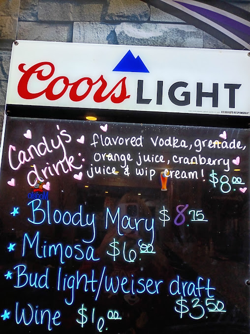Menu Tinys Family Restaurant And Lounge - 0