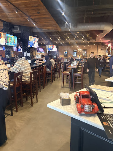 Photo Tommys Tavern + Tap - 22