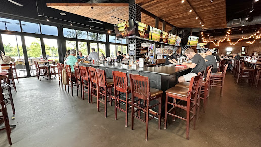 Photo Tommys Tavern + Tap - 28