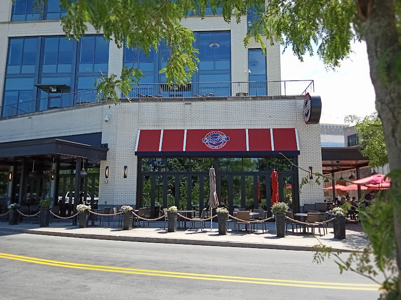Tonys Sports Bar And Grill