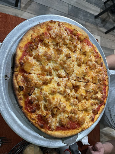 Photo Toscana Thin Crust Pizza Italian Specialties - 19