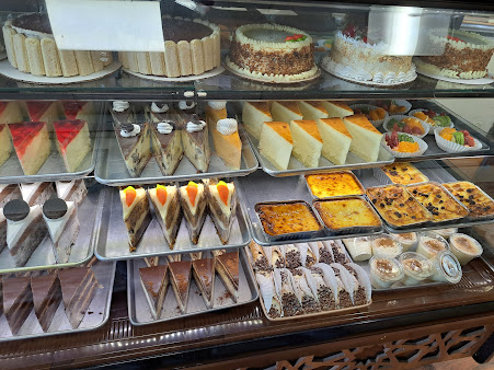 Photo Tria Bakery Cafe Diner - 24