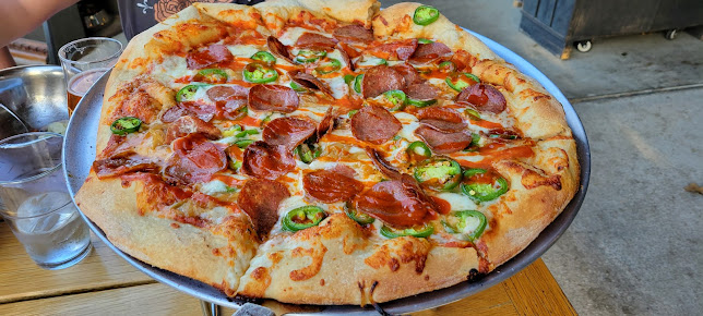 Photo Trophy Brewing & Pizza - 11