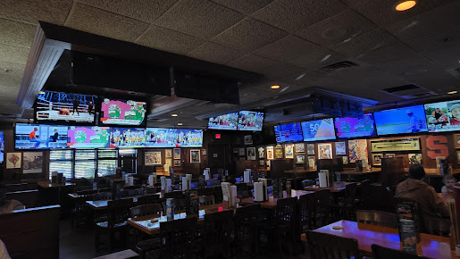 Photo Tully's Good Times Erie Blvd. - 13