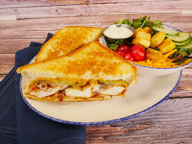 Photo Tupelo Honey Southern Kitchen & Bar - 24
