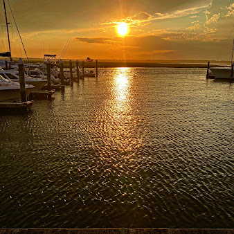 Photo Two Mile Crab House & Crush Bar - 12