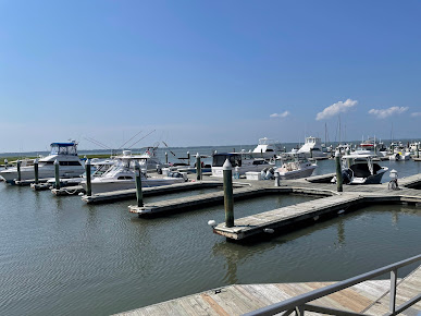 Photo Two Mile Crab House & Crush Bar - 28