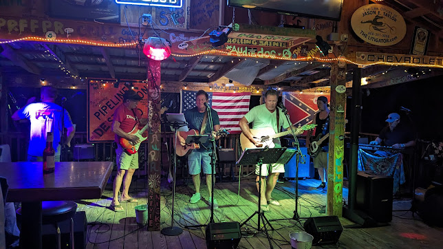 Photo Two Trees Sports Bar Grill - 10