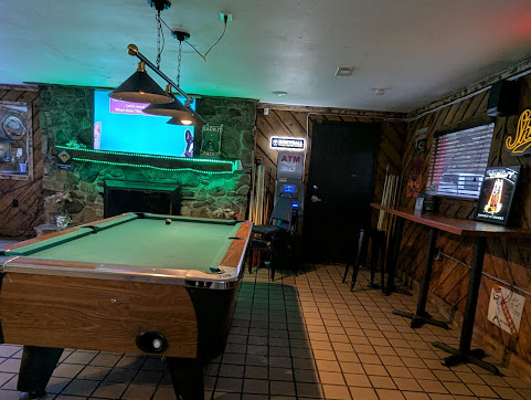 Photo Two Trees Sports Bar Grill - 14