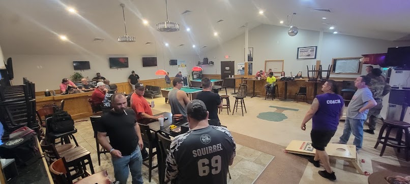 Photo Two Trees Sports Bar Grill - 16