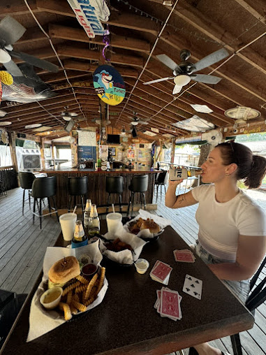 Photo Two Trees Sports Bar Grill - 19