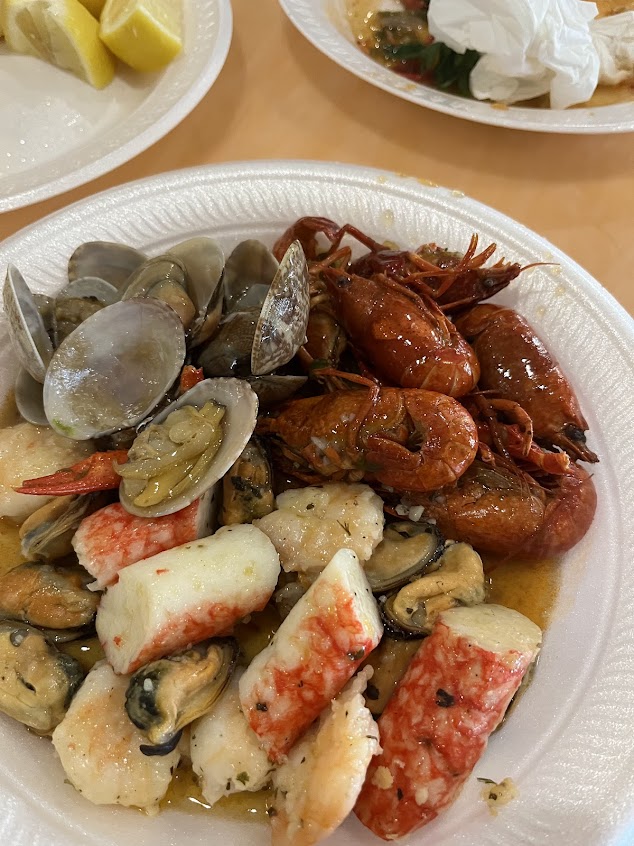 Photo Two Volcano Seafood Boil Buffet - 14
