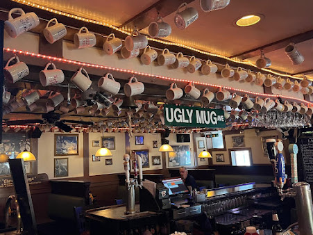 Photo Ugly Mug Bar & Restaurant - 23