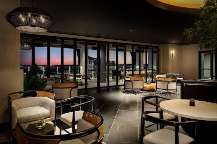 Photo Urban Oak Rooftop Bar & Lounge - 23