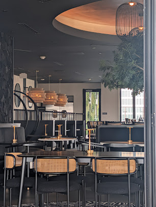 Photo Urban Oak Rooftop Bar & Lounge - 25