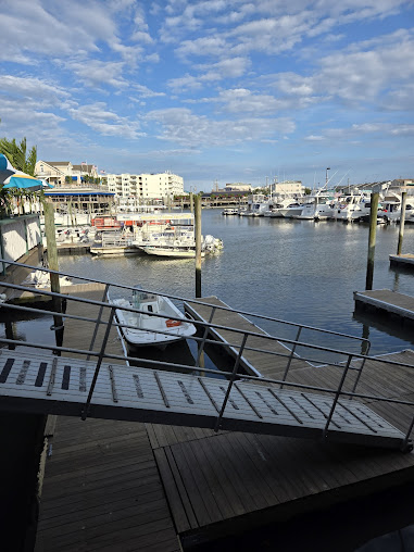 Photo Urie's Waterfront Restaurant - 25