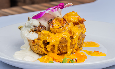 Photo Versace Dominican Restaurant Caribbean Food - 28