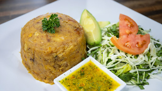 Photo Versace Dominican Restaurant Caribbean Food - 29