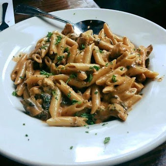 Photo Vic's Italian Restaurant & Pizzeria - 12