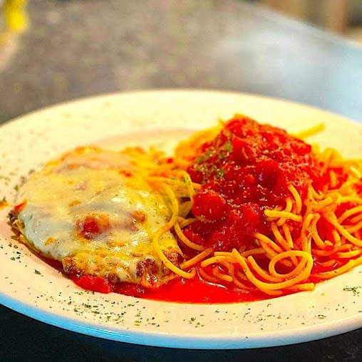 Photo Vic's Italian Restaurant & Pizzeria - 17