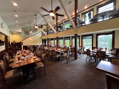 Photo Villari's Lakeside Restaurant & Lounge - 26
