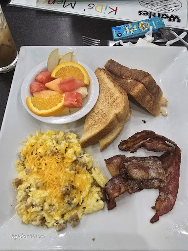 Photo Waffles Incaffeinated Upper St Clair - 28