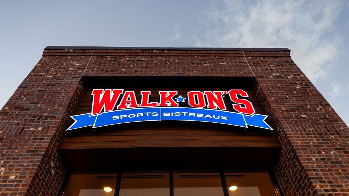 Walk Ons Sports Bistreaux Alexandria Restaurant