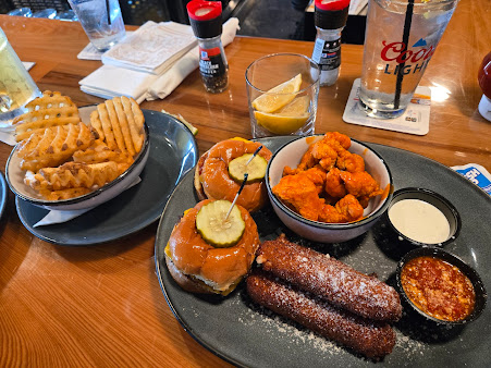 Photo Walk-On's Sports Bistreaux - Katy Restaurant - 20