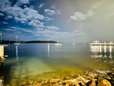 Photo Waters Edge Restaurant - 1