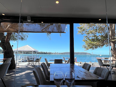 Photo Waters Edge Restaurant - 12