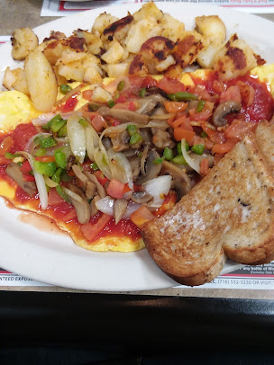 Photo Wayside Family Restaurant - 22
