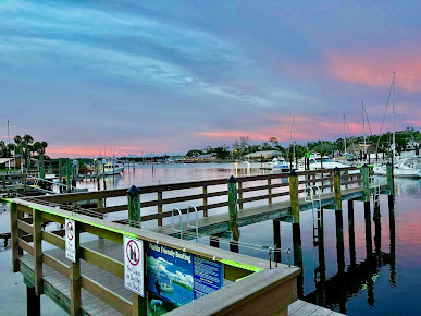 Photo Whiskey River On The Water - 22